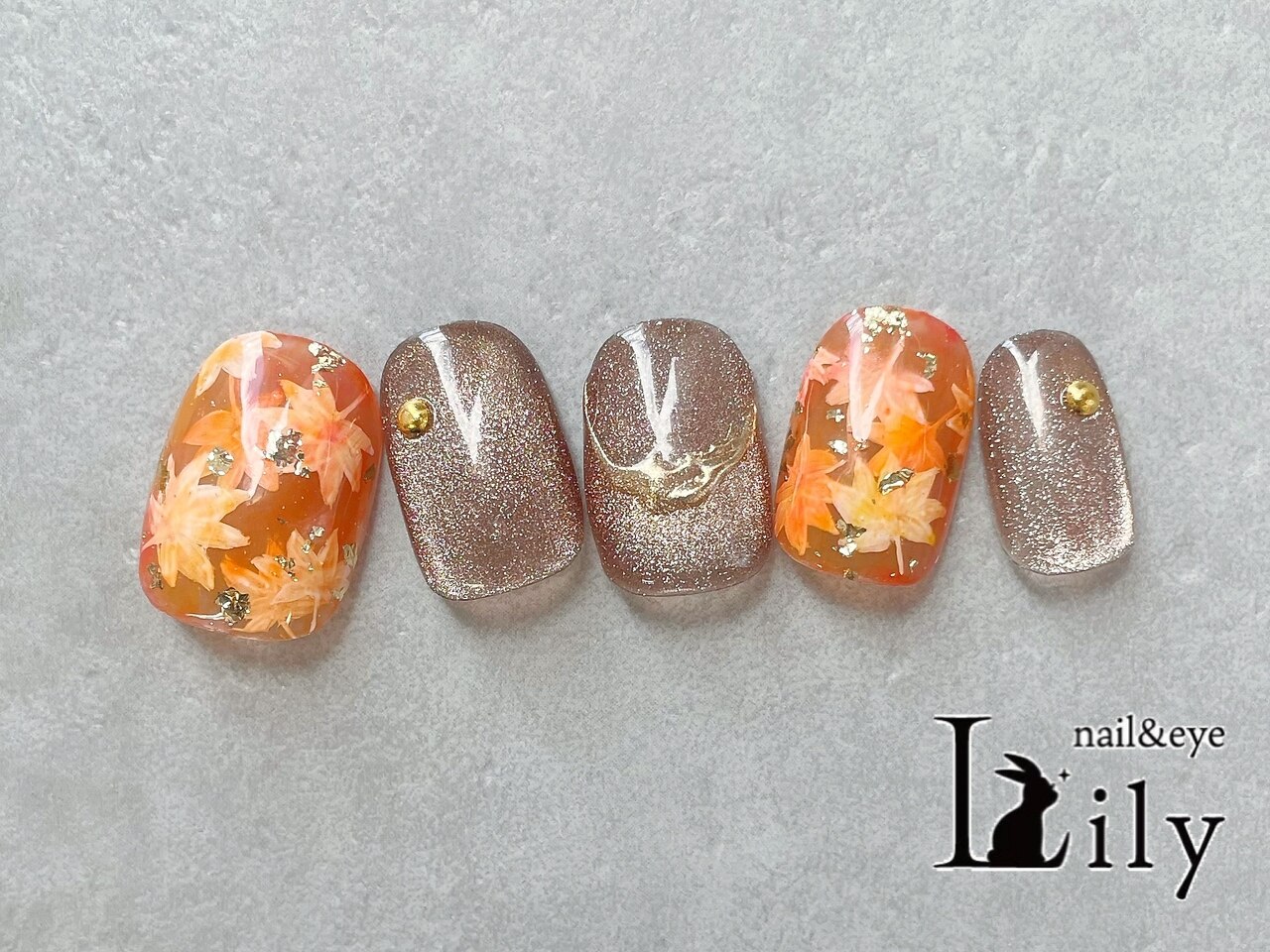 2025年-2026年冬トレンド】オレンジ ワンカラー ハンドのネイル