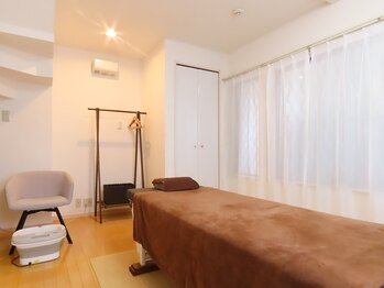 サロン ケー(Salon K)/日差しが差す明るい整体ルーム