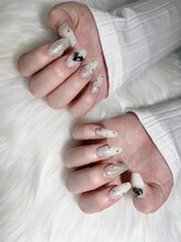 ミニョンネイル(mignon nail)/持ち込み パーツ付け放題