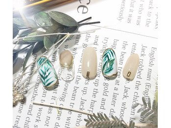 ダリアリー(Darialy)/