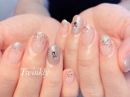 シンプルアートのシーズンネイル