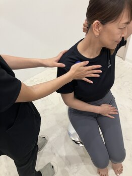 ビジリンヌ/痩身　反り腰　骨盤