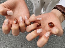 リタ ハマセン(LiTA. hamasen)/white × brown 担当:平岡