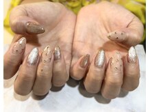 メゾンミズホ(Maison Mizuho)/ストーンビジューネイル