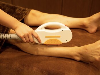 ブリエ(Briller)の写真/《痛みが少なく効果大☆》肌負担を抑えた施術で敏感肌の方も◎【全身脱毛(顔&VIO込)¥11000~】