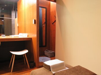 グッド タイムス 万代(Good Times)/施術ブース