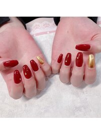 赤カラーにゴールドアクセント☆