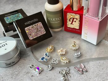 イデアル(Ideal)の写真/希望のデザインが叶う！カラーもパーツも豊富にご用意♪カラー混ぜ合わせ無料で自分だけの指際に♪