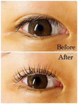 サロントゥエンティーフィフスアベニューニコ(Salon 25th ave.)/