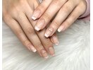 濃いめフレンチネイル