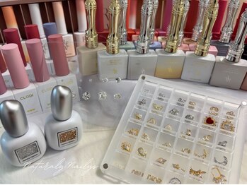 ナチュラリー ネイリーズ(Naturaly Nailys)の写真/【野江内代/京橋近く】韓国ジェル取扱店!マグネットフラッシュ150種類以上◎あなただけの可愛いを作る♪