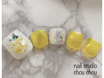 ネイルアンドアイラッシュスタジオ シュシュ(chouchou)/春夏秋冬フットネイル