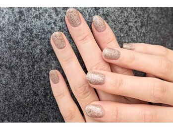 モアソシア/ワンカラーネイル