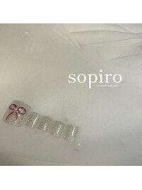 シンプルリボンネイル