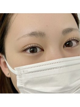 窓と彗星の写真/まつ毛の悩みを魅力に変える！一人ひとりに寄り添う提案で、理想の目元を叶えるお悩み解決サロン◎