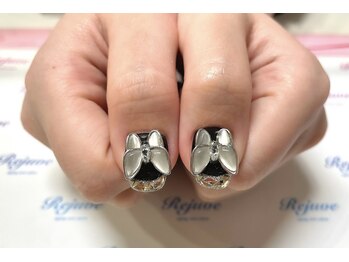 リジュベ(Rejuve)/可愛いバタフライパーツを黒に☆