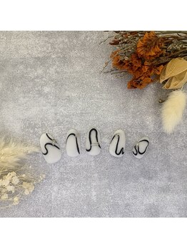 ネイル バズ(NAIL BUZZ)/初回オフ込ニュアンス9800円