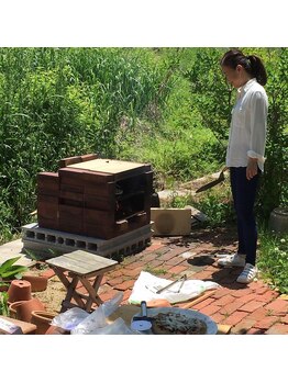 かいぜん屋/庭にはピザ窯も