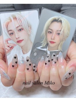 ミコ(Miko)/ハート ホログラム ブラック