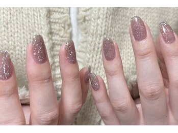 カルフール リル 草加駅西口店(Carrefour lir)/韓国グリッター