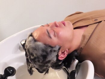 サナス(sanace)の写真/【博多駅5分/全室個室】スタンダードヘッドスパ￥7,150★炭酸ケア付きで眼精疲労＆頭皮汚れもスッキリ◎ 