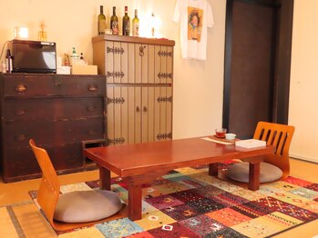 風冴(かぜさえ)/施術後にお茶で一息