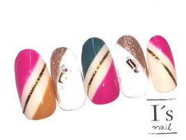 【ゴージャスジェルネイル♪】