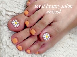 【フット】ぷっくりマーガレット