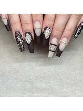 ネイルクイーン(Nail Queen)/ブラウンネイル♪8800