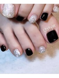 キレイめモノトーンフットネイル