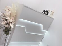 エクシアホワイトニング 日本橋店/受付