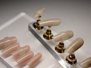ネイル トモダ(nail Tomoda)の写真/【シンプルだからこそ光るセンス】トレンドを取り入れた大人可愛いデザイン多数■思わず見惚れる指先に♪