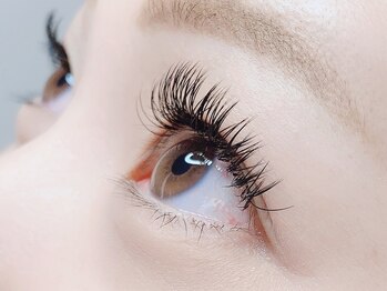 ウルカ 小田原店(uruka)の写真/[新規]高持続フラットラッシュ80~160本まで！他店付けたしもok♪理想のボリュームで華やかな印象へ☆小田原