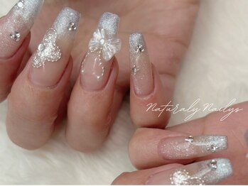 ナチュラリー ネイリーズ(Naturaly Nailys)の写真/【美フォルム長さ出しおススメ★】当店はチップ10本2750円とお得に◎理想のロングネイルを楽しみたい方へ♪