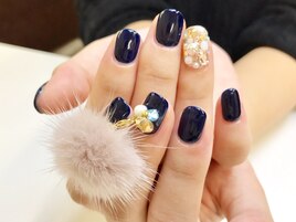 ネイビー×チャーム×ビジュー