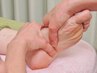 【足裏の歪み調整付き☆】足先～ふくらはぎまで♪足ツボ＋リンパ30分￥3500