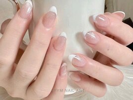 ナチュラルフレンチネイル