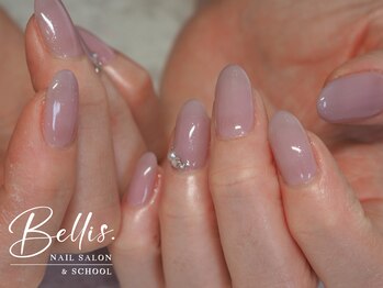 ベリス(Bellis.)の写真/あなただけに似合うネイルを一緒に見つけます★ライフスタイルやお好みに合わせてカラー/デザインをご提案