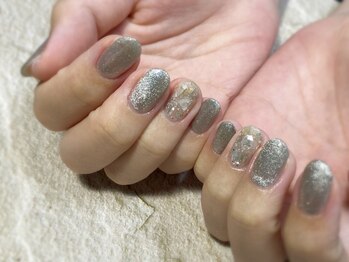 ニコリー(nicolie)/マグネットネイル