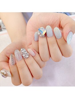 ムーン(MooN)/アシメネイル