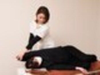 ボディライト 御影店の写真/日々の生活の中で歪んでしまった身体はむくみ等の原因になることも…。敏腕スタッフが丁寧に施術☆