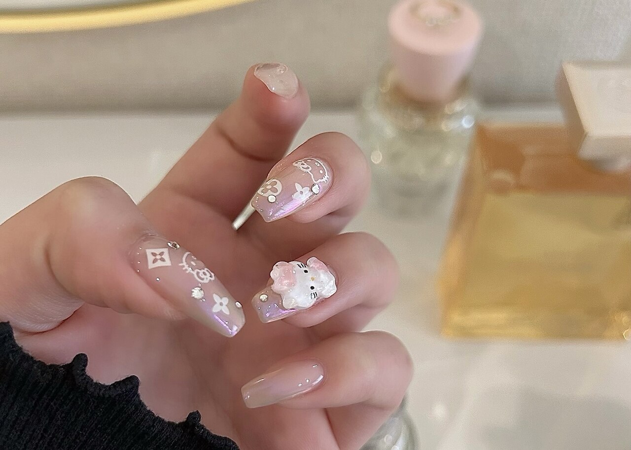 2026年冬トレンド】ピンク ハート ハンドのネイルデザイン集｜人気順