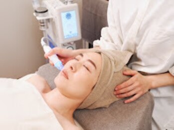 美容整体 ココ(COCO)/最新ハイドラでの毛穴洗浄