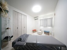 腰の整体インターセクションの雰囲気(ゆっくりくつろげる完全個室。美容整体、アロマの施術はこちら)