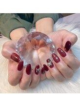 リリー(Lily)/マグネットネイル