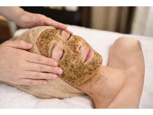 アラモア(ARAMOA)の雰囲気(【新メニュー】剥離なしハーブピーリング年齢に負けない肌作り)