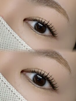 ラウレア(LAULEA)の写真/【自まつ毛を傷めにくい】ダメージレス次世代まつげパーマでカール長持ち◎しっかり立ち上げ逆まつげも改善