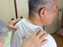 命門堂の雰囲気（がちがちのこわばりをじんわりほぐし、重い肩を驚くほど軽やかに）