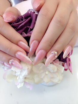 ネイルサロンアンドスクール ヴィタリティ(Vita-lity)/ピンクカラーアート2本付き