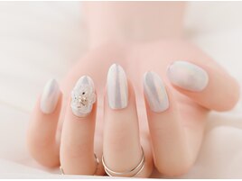 ポイントフラワーネイル